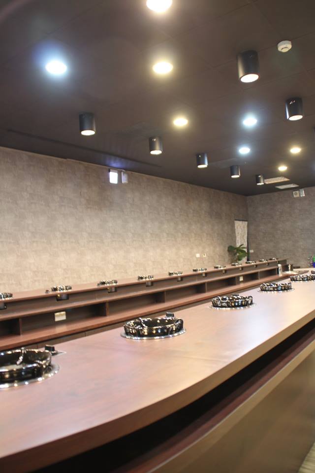 | 火 鍋 店 商 業 空 間 設 計 